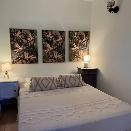 Les Floralies A Saint-clair Apartment